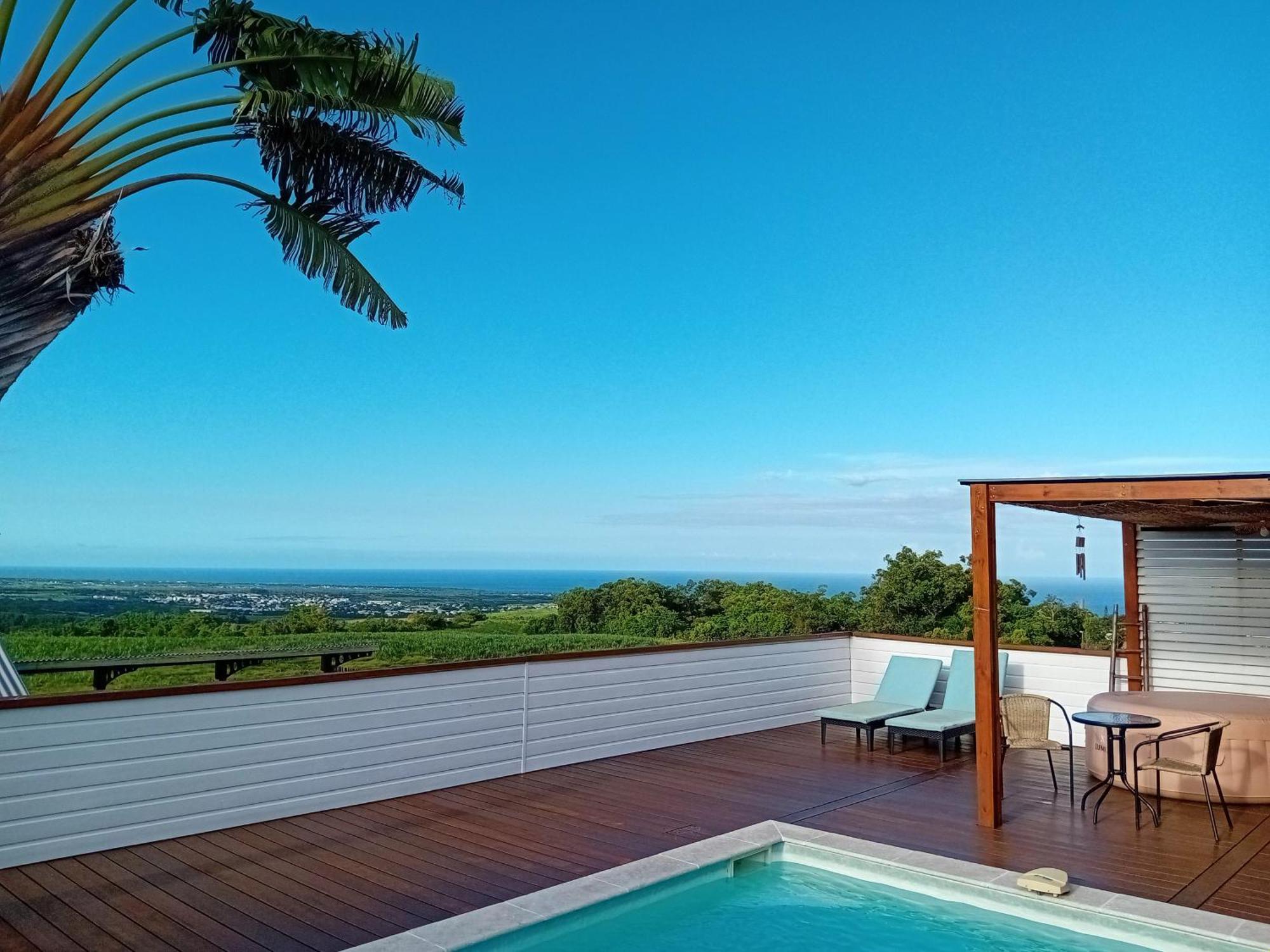 Bungalow L'Escale De Takamaka Saint-Benoît Екстериор снимка